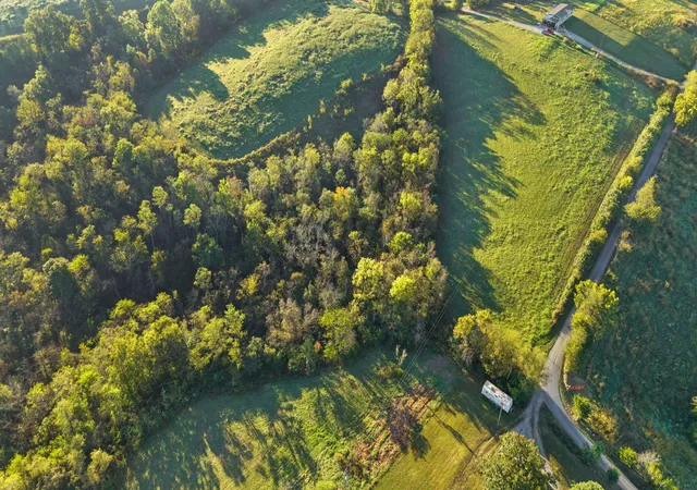 Photo 3 of Sale Pending at 72 Lewis Ward Rd, Lancaster, KY 40444 | MLS# 26028235 | Listing updated on 2026-10-17