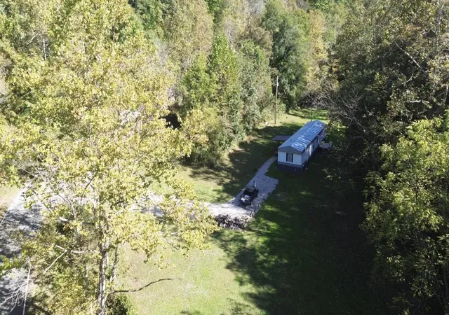 Photo 1 of Sale Pending at 3252 Scotts Branch Rd, Vanceburg, KY 41179 | MLS# 26027971 | Listing updated on 2026-10-22