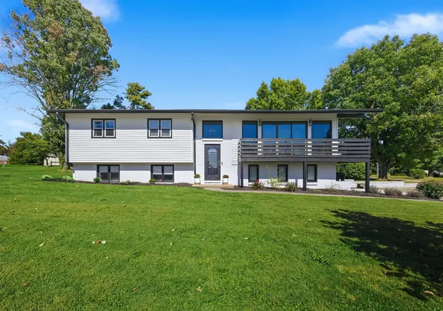Photo 1 of Sale Pending at 70 Ashlock Dr, Lancaster, KY 40444 | MLS# 26027781 | Listing updated on 2026-10-13