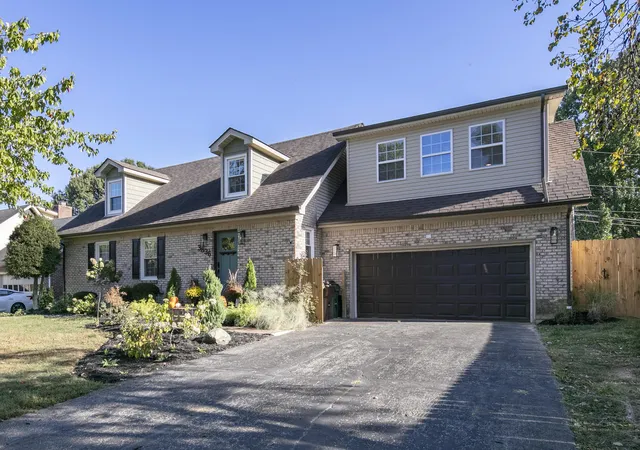 Photo 3 of Sale Pending at 3836 Merridew Way, Lexington, KY 40514 | MLS# 26027913 | Listing updated on 2026-10-19