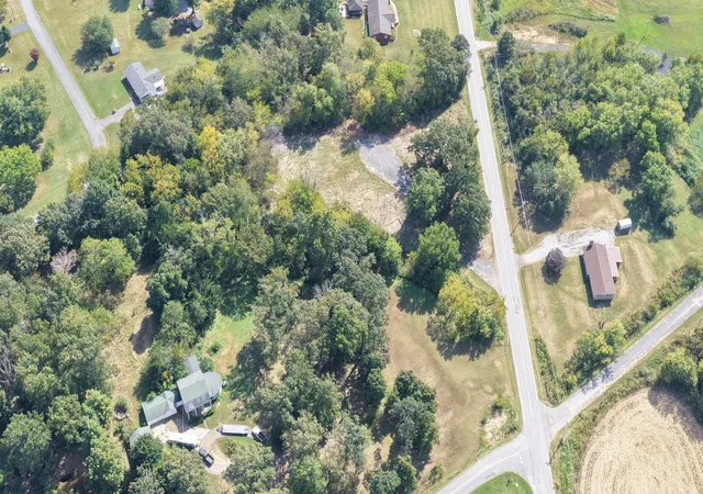 Photo 1 of Land for sale at 4182 S Kentucky 121, Mayfield, KY 42066 | MLS# 26028194 | Listing updated on 2026-10-20