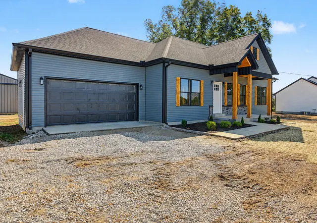Photo 2 of Single family home for sale at 575 Heltsley Rd, Elkton, KY 42220 | MLS# 26027831 | Listing updated on 2026-10-15