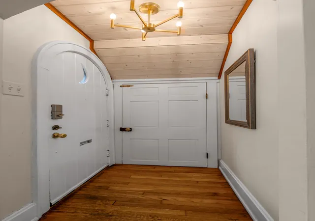 Photo 3 of Sale Pending at 109 Wabash Dr, Lexington, KY 40503 | MLS# 26027975 | Listing updated on 2026-10-21