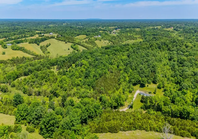 Land for sale at 1265b Edmonson Rd, Lawrenceburg, KY 40342 | MLS# 26027847