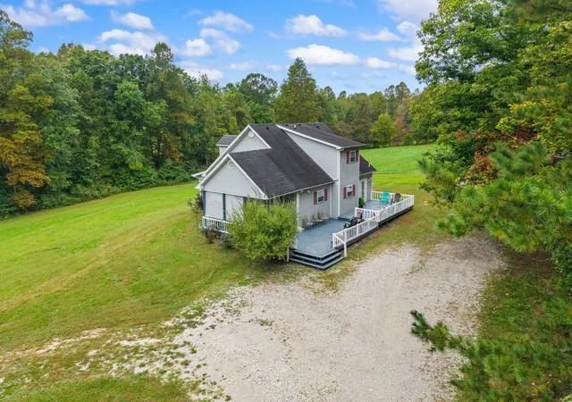 Photo 4 of Single family home for sale at 108 Berryman Rd, Frenchburg, KY 40322 | MLS# 26027863 | Listing updated on 2026-10-13