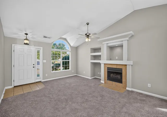 Photo 3 of Single family home for sale at 2708 Green Valley Ct, Lexington, KY 40511 | MLS# 26028553 | Listing updated on 2026-10-22