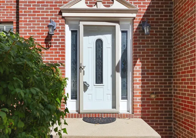 Photo 3 of Single family home for sale at 504 Thames Cir, Nicholasville, KY 40356 | MLS# 26028003 | Listing updated on 2026-10-14