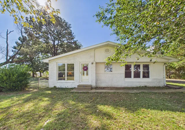 Photo 1 of Single family home for sale at 1285 Kentucky 339, Sedalia, KY 42079 | MLS# 26027954 | Listing updated on 2026-10-09
