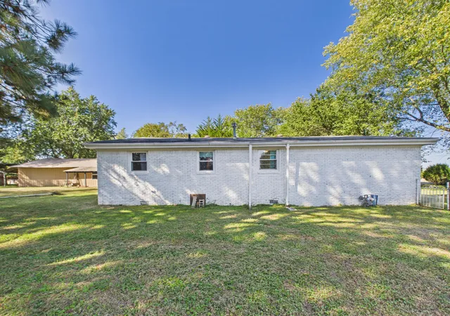 Photo 3 of Single family home for sale at 1285 Kentucky 339, Sedalia, KY 42079 | MLS# 26027954 | Listing updated on 2026-10-09