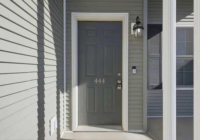 Photo 2 of Single family home for sale at 444 Wellington Way, Winchester, KY 40391 | MLS# 26027910 | Listing updated on 2026-10-17