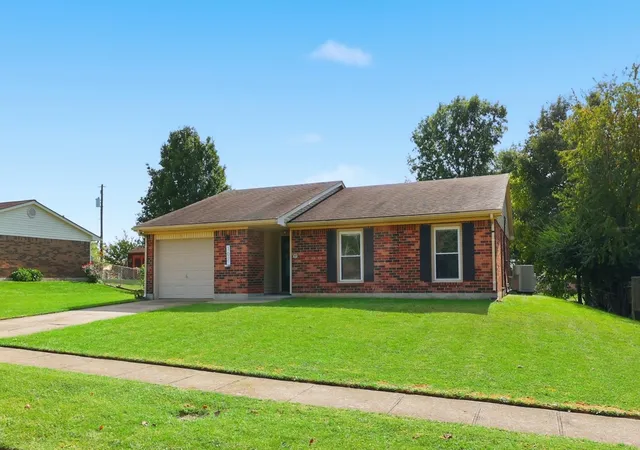 Photo 3 of Sale Pending at 107 Hutchins Dr, Georgetown, KY 40324 | MLS# 26028296 | Listing updated on 2026-10-20