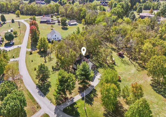 Photo 3 of Sale Pending at 123 Indian Woods Ct, Cynthiana, KY 41031 | MLS# 26028548 | Listing updated on 2026-10-21