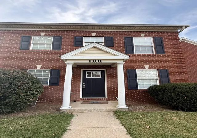 Photo 2 of Townhouse for sale at 1101 Unity Dr, Lexington, KY 40504 | MLS# 26028035 | Listing updated on 2026-10-13