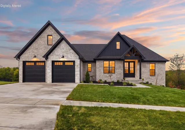 Photo 1 of Single family home for sale at 251 Berkley Hall Dr, Berea, KY 40403 | MLS# 26028103 | Listing updated on 2026-10-20
