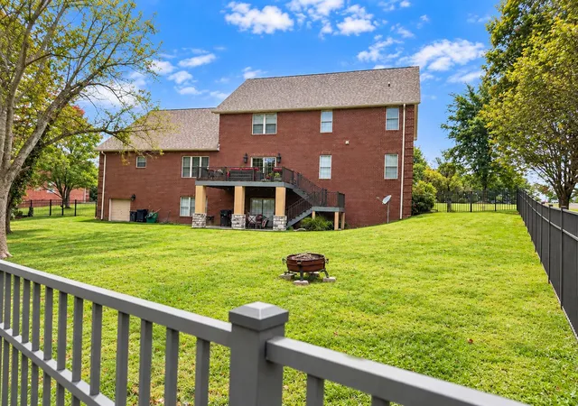 Photo 3 of Sale Pending at 360 Hanover Dr, London, KY 40741 | MLS# 26027959 | Listing updated on 2026-10-14