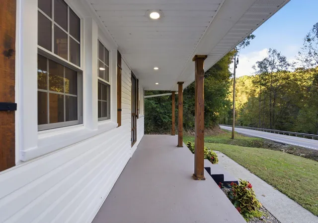 Photo 4 of Single family home for sale at 3357 Ky 36, Salt Lick, KY 40371 | MLS# 26028281 | Listing updated on 2026-10-23