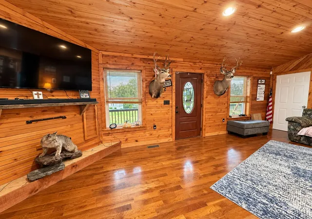 Photo 3 of Single family home for sale at 1392 S Bluegrass Rd, Brooksville, KY 41004 | MLS# 26028090 | Listing updated on 2026-10-13