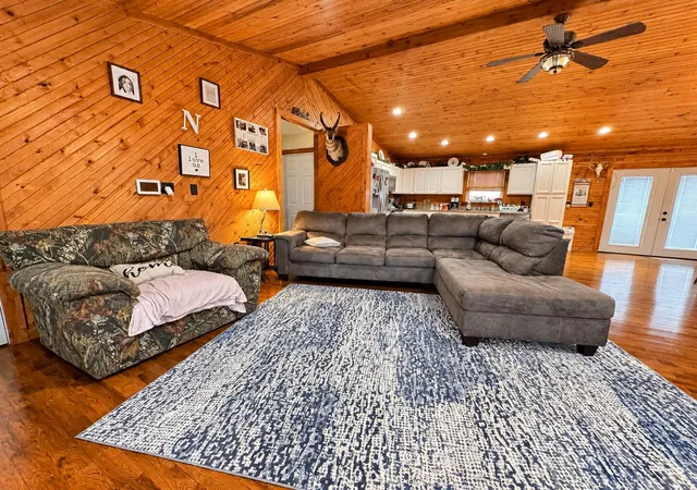 Photo 4 of Single family home for sale at 1392 S Bluegrass Rd, Brooksville, KY 41004 | MLS# 26028090 | Listing updated on 2026-10-13