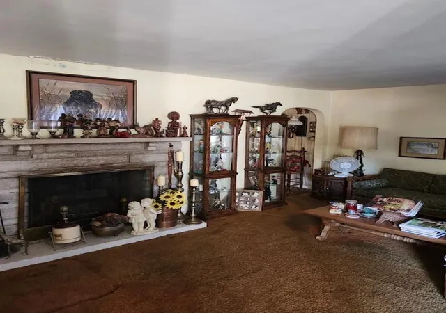 Photo 2 of Single family home for sale at 716 Seattle Dr, Lexington, KY 40503 | MLS# 26027992 | Listing updated on 2026-10-13