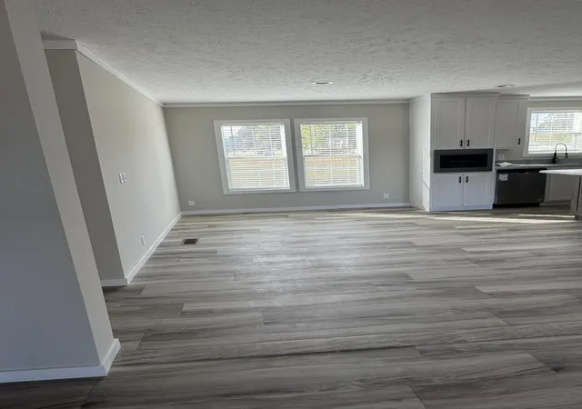 Photo 4 of Single family home for sale at 20 Drew Ln, Campbellsville, KY 42718 | MLS# 26028063 | Listing updated on 2026-10-13