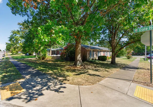 Photo 2 of Single family home for sale at 3013 Dale Holw Dr, Lexington, KY 40515 | MLS# 26028010 | Listing updated on 2026-10-21