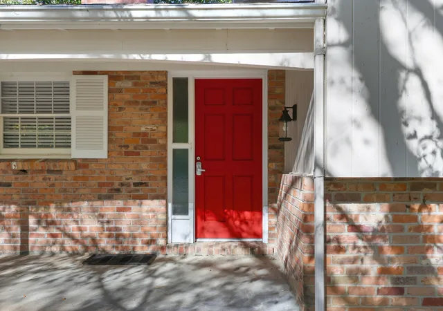 Photo 3 of Single family home for sale at 2535 Berea Rd, Lexington, KY 40511 | MLS# 26028022 | Listing updated on 2026-10-19