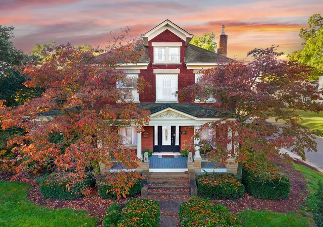 Photo 1 of Sale Pending at 428 W Main St, Georgetown, KY 40324 | MLS# 26028011 | Listing updated on 2026-10-21