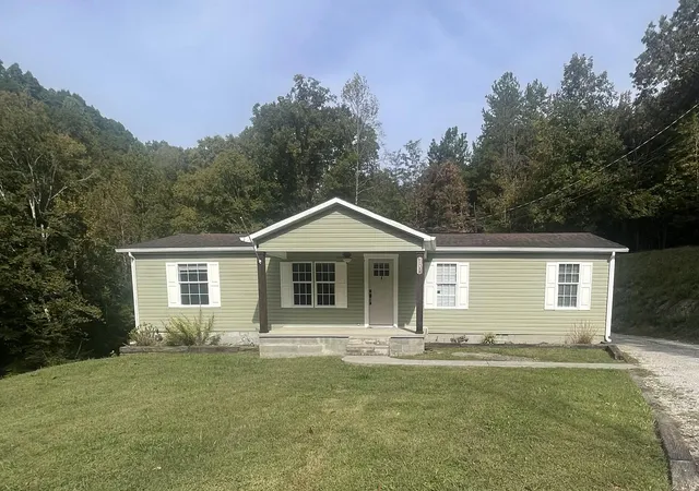 Photo 1 of Single family home for sale at 109 Tanyard Cemetery Rd, Barbourville, KY 40906 | MLS# 26027993 | Listing updated on 2026-10-13