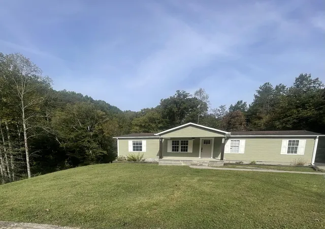 Photo 2 of Single family home for sale at 109 Tanyard Cemetery Rd, Barbourville, KY 40906 | MLS# 26027993 | Listing updated on 2026-10-13