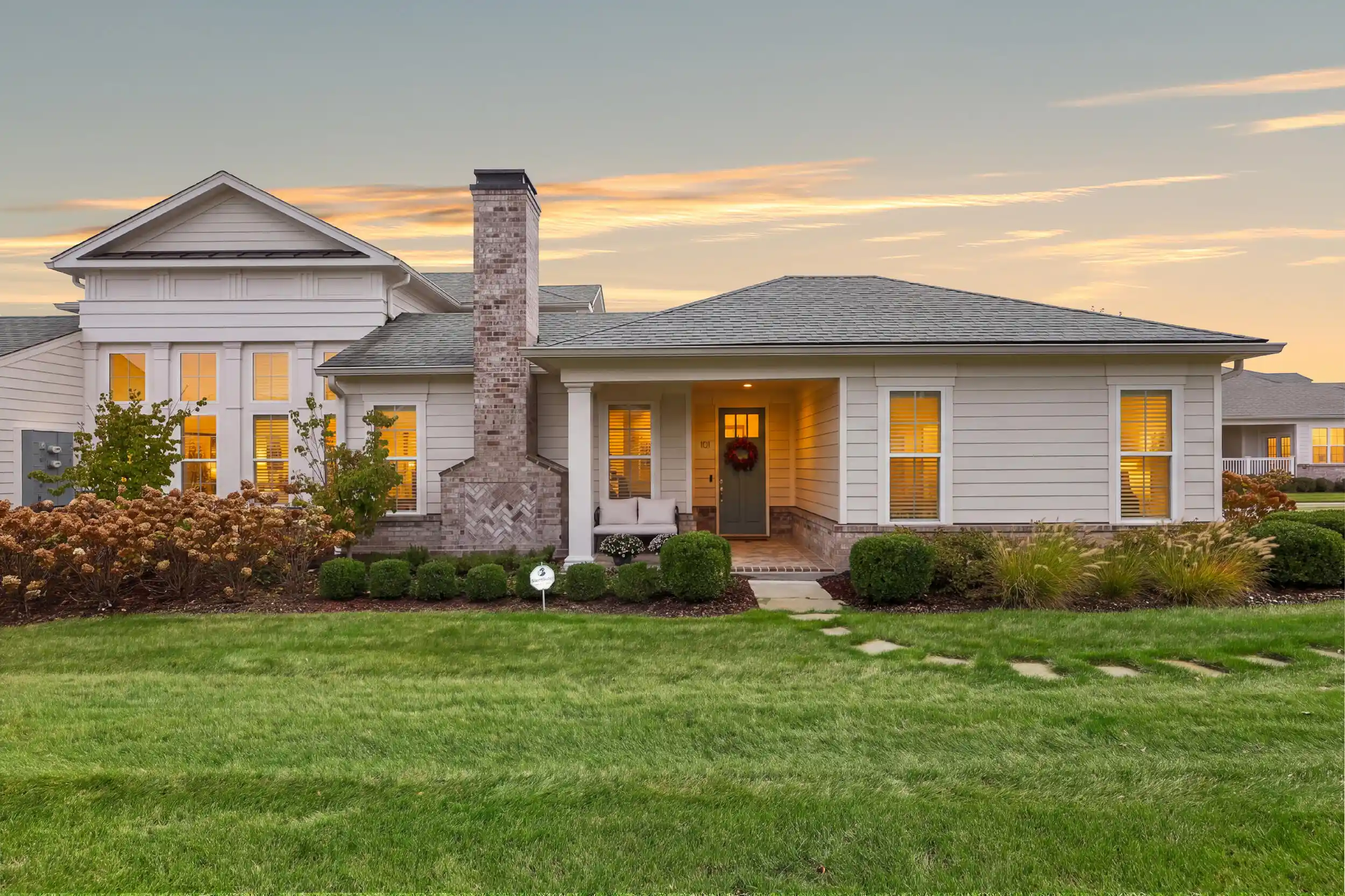 Listing Photo 1 - Condo for sale in 101 Lake Pt Dr located at 101 Lake Pt Dr, Nicholasville, KY 40356 - Unit 101 Lake Point Dr