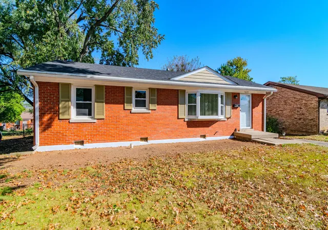 Photo 1 of Single family home for sale at 1625 Brittany Ln, Lexington, KY 40504 | MLS# 26028220 | Listing updated on 2026-10-16