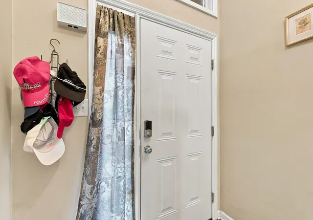 Photo 4 of Townhouse for sale at 3613 Leisure Crk Ct, Lexington, KY 40517 | MLS# 26028039 | Listing updated on 2026-10-17