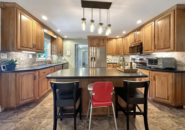 Photo 4 of Single family home for sale at 4118 Brewers Hwy, Benton, KY 42025 | MLS# 26028077 | Listing updated on 2026-10-18