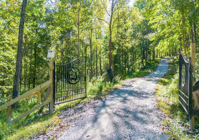 Photo 1 of Single family home for sale at 708 Johnson Rd, Salem, KY 42078 | MLS# 26028056 | Listing updated on 2026-10-19
