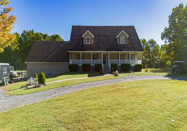 Photo 3 of Single family home for sale at 708 Johnson Rd, Salem, KY 42078 | MLS# 26028056 | Listing updated on 2026-10-19