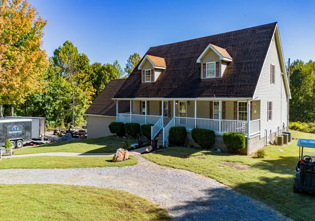Photo 4 of Single family home for sale at 708 Johnson Rd, Salem, KY 42078 | MLS# 26028056 | Listing updated on 2026-10-19