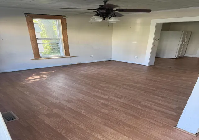 Photo 1 of Single family home for sale at 114 Jesson St, Corbin, KY 40701 | MLS# 26028544 | Listing updated on 2026-10-15