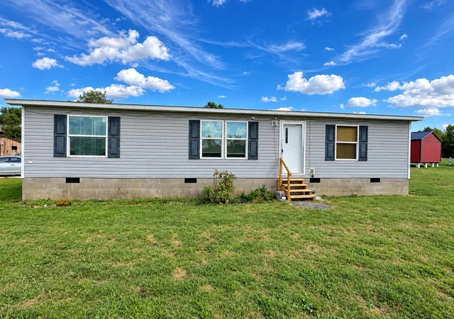 Photo 1 of Single family home for sale at 3270 Saltwell Rd, Owingsville, KY 40360 | MLS# 26028043 | Listing updated on 2026-10-19