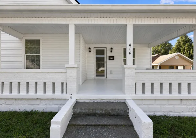 Photo 3 of Single family home for sale at 414 Adams St, Danville, KY 40422 | MLS# 26028113 | Listing updated on 2026-10-15