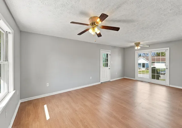 Photo 1 of Single family home for sale at 1328 Buckhorn Trl, Mount Sterling, KY 40353 | MLS# 26028130 | Listing updated on 2026-10-13