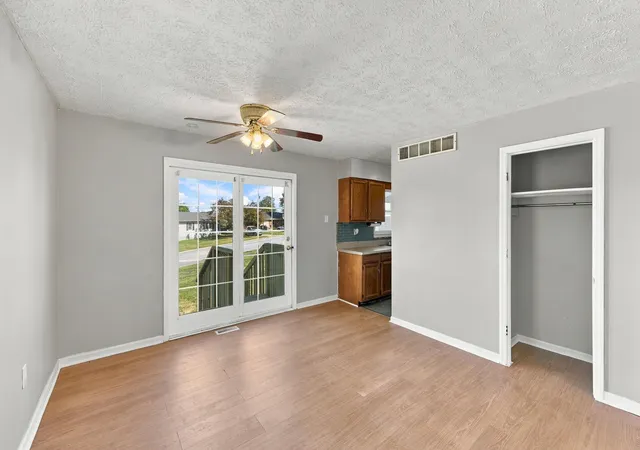 Photo 3 of Single family home for sale at 1328 Buckhorn Trl, Mount Sterling, KY 40353 | MLS# 26028130 | Listing updated on 2026-10-13