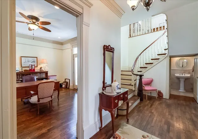 Photo 4 of Single family home for sale at 308 Wilkinson St, Frankfort, KY 40601 | MLS# 26028757 | Listing updated on 2026-10-18