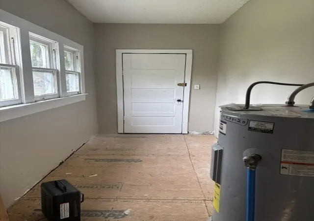 Photo 3 of Sale Pending at 305 W 3rd Street, Corbin, KY 40701 | MLS# 26028118 | Listing updated on 2026-10-12