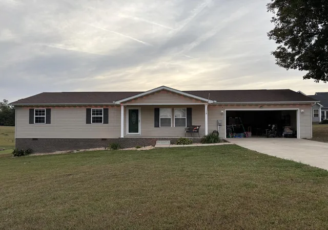 Photo 1 of Single family home for sale at 166 Hickory Ridge Dr, Corbin, KY 40701 | MLS# 26028234 | Listing updated on 2026-10-13