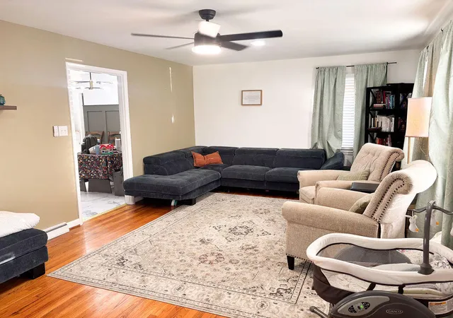 Photo 2 of Single family home for sale at 806 Mason St, Mayfield, KY 42066 | MLS# 26028761 | Listing updated on 2026-10-26