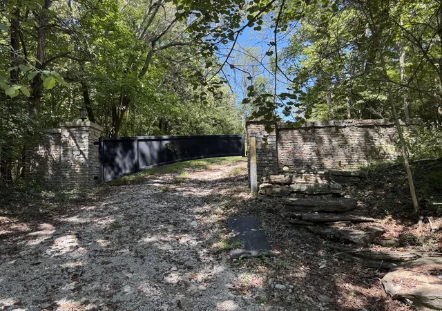 Photo 3 of House for sale at 205 Germany Rd, Frankfort, KY 40601 | MLS# 26028781 | Listing updated on 2026-10-20