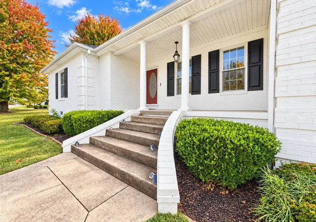 Photo 2 of Single family home for sale at 593 Harvest Ln, Harrodsburg, KY 40330 | MLS# 26028733 | Listing updated on 2026-10-20