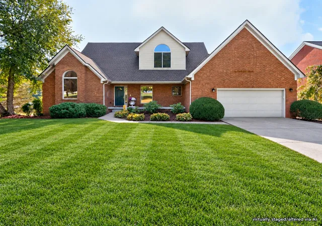 Photo 1 of Single family home for sale at 101 Westridge Ln, Paris, KY 40361 | MLS# 26028371 | Listing updated on 2026-10-13