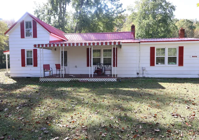 Photo 1 of Single family home for sale at 9466 Spencer Rd, Mount Sterling, KY 40353 | MLS# 26028362 | Listing updated on 2026-10-13