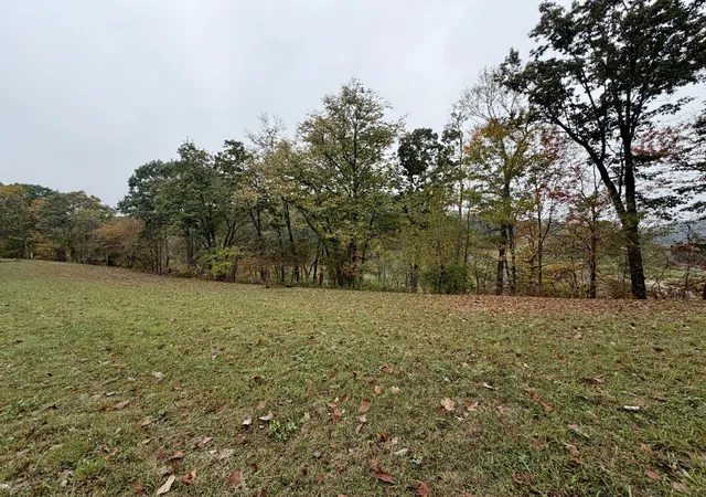 Photo 4 of Land for sale at 805 Burton Williams Rd, Irvine, KY 40336 | MLS# 26028188 | Listing updated on 2026-10-13